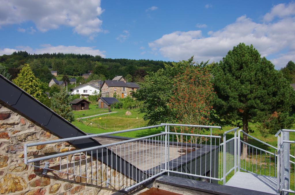 Le Fagotin - Youth Hostel Stoumont Exterior photo